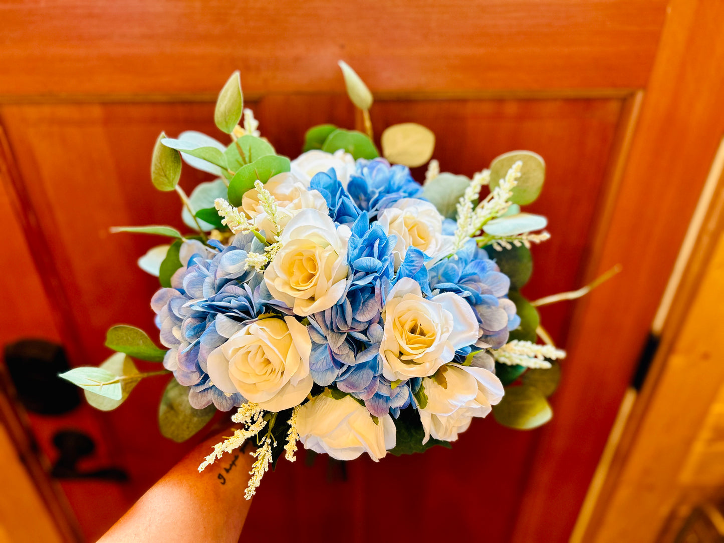 White Roses & Hydrangeas