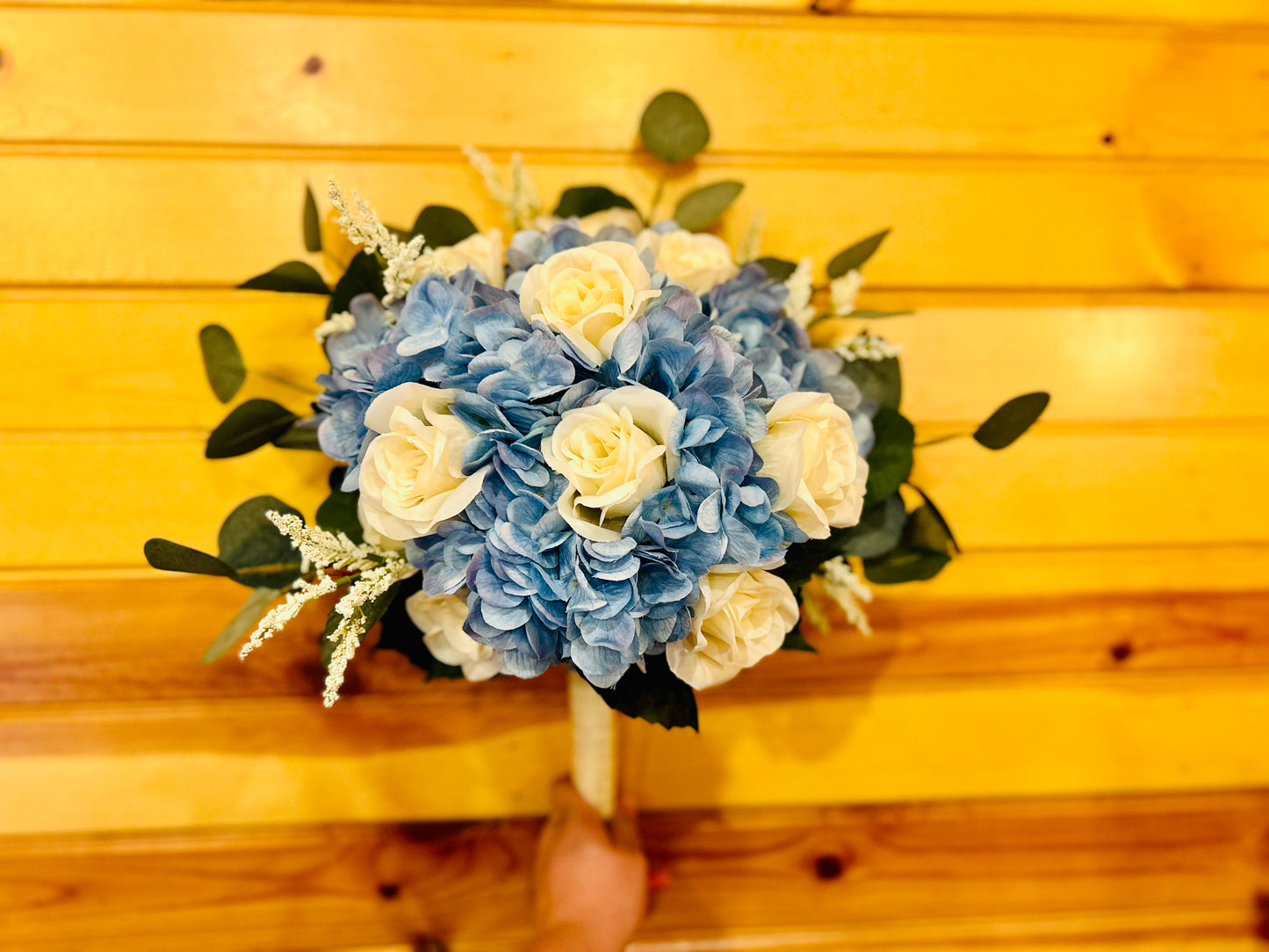 White Roses & Hydrangeas